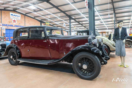 Photo d'une Rolls-Royce au musée automobile de l'Aunis