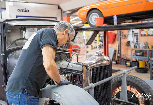 Photo du propriétaire du musée de l'auto de l'Aunis : Gilles Gaudissard
